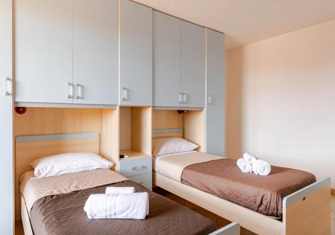 Garden Villa - Free Parking, Wi-Fi E Netflix Фьюмичино Экстерьер фото