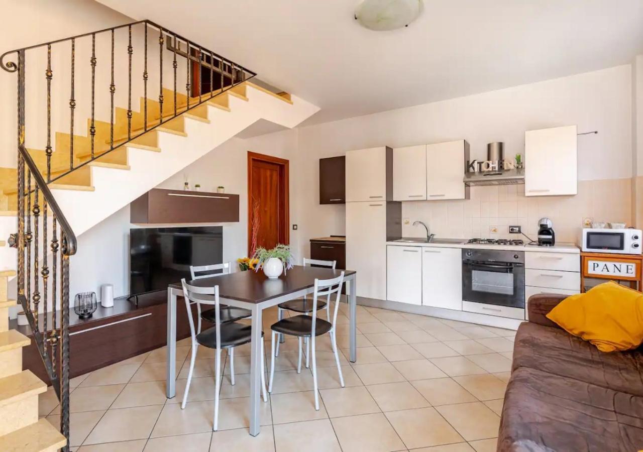 Garden Villa - Free Parking, Wi-Fi E Netflix Фьюмичино Экстерьер фото